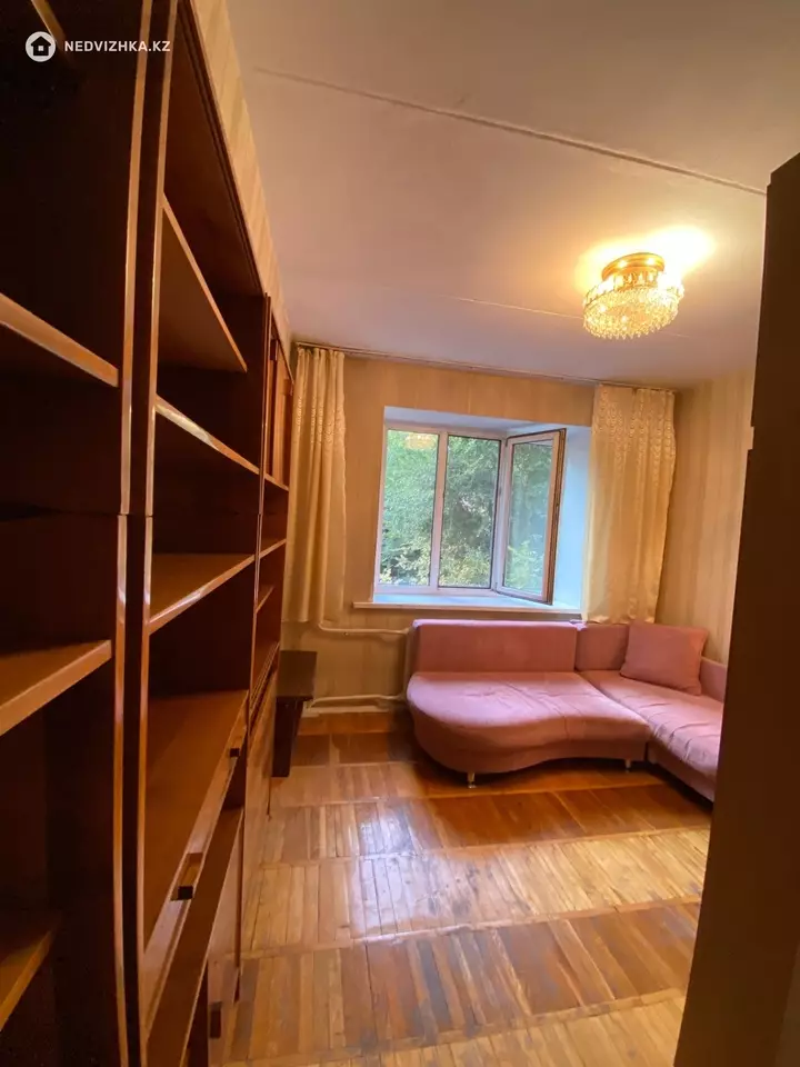 2-комнатная квартира, этаж 4 из 5, 52 м², На длительный срок, фотография 4