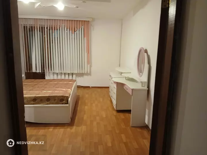 3-бөлмелі пәтер, қабат 2 барлық қабат саны 5, 84 м²