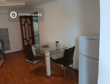 3-комнатная квартира, этаж 2 из 5, 84 м²