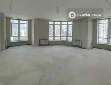 3-комнатная квартира, этаж 8 из 12, 84 м², миниатюра 1