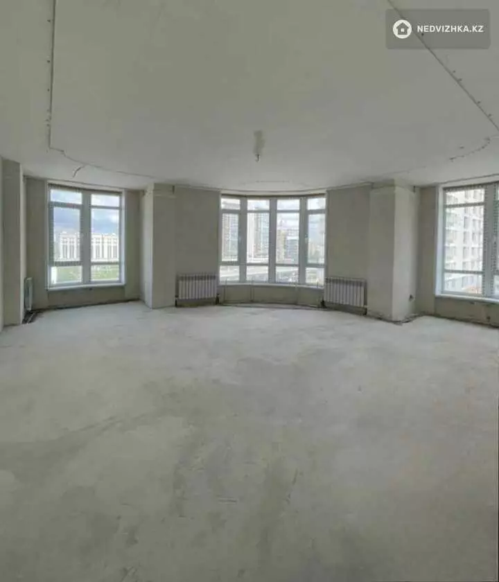 3-комнатная квартира, этаж 8 из 12, 84 м²