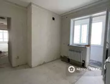 3-комнатная квартира, этаж 8 из 12, 84 м², миниатюра 5