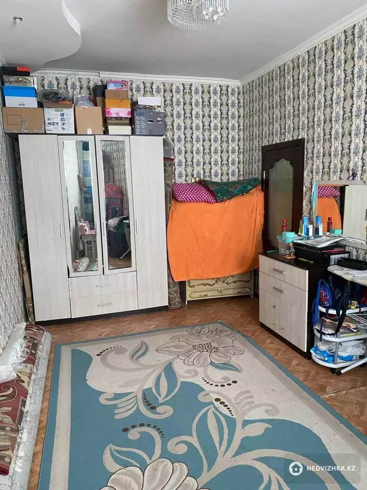 3-комнатная квартира, этаж 2 из 2, 100 м², фотография 4