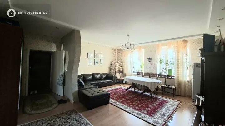 4-комнатная квартира, этаж 5 из 11, 124 м², фотография 4