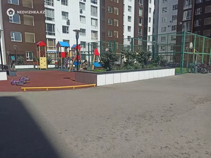 1-комнатная квартира, этаж 8 из 9, 45 м²
