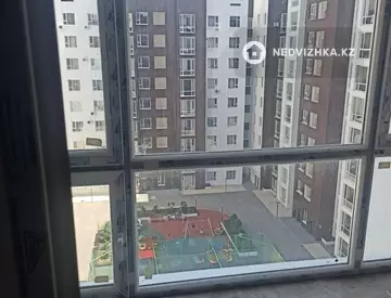 1-комнатная квартира, этаж 8 из 9, 45 м², миниатюра 4