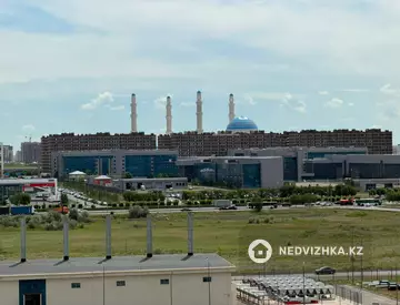 1-комнатная квартира, этаж 9 из 12, 34 м², миниатюра 1