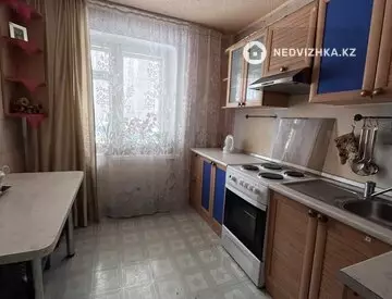 2-комнатная квартира, этаж 1 из 10, 49 м², миниатюра 6