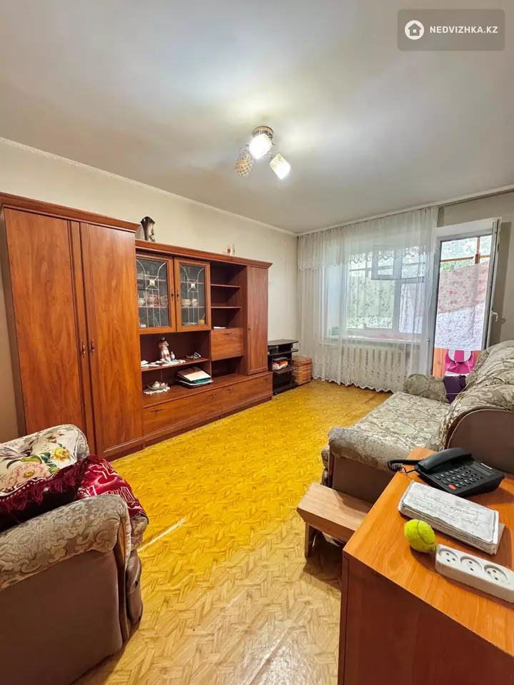 2-комнатная квартира, этаж 3 из 5, 46 м², фотография 3
