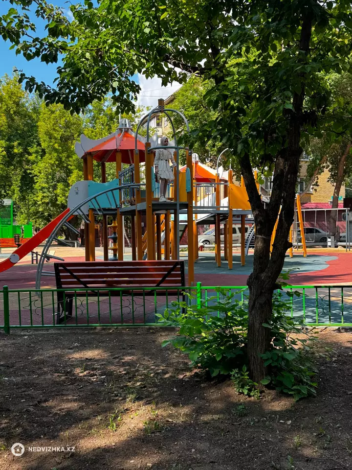 2-комнатная квартира, этаж 3 из 5, 46 м², фотография 4
