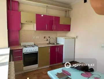 1-комнатная квартира, этаж 4 из 5, 36 м²