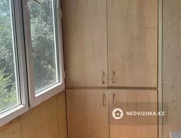 1-комнатная квартира, этаж 4 из 5, 36 м², миниатюра 6