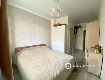 4-комнатная квартира, этаж 8 из 12, 110 м²