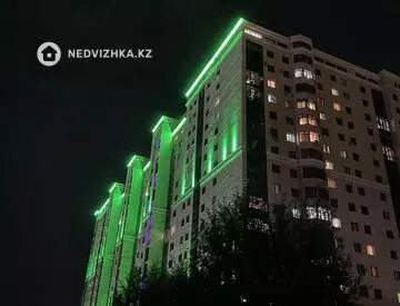 4-комнатная квартира, этаж 8 из 12, 110 м², миниатюра 10