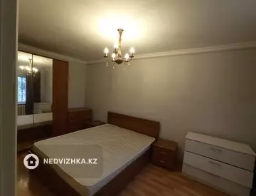 3-комнатная квартира, этаж 1 из 5, 57 м², миниатюра 4