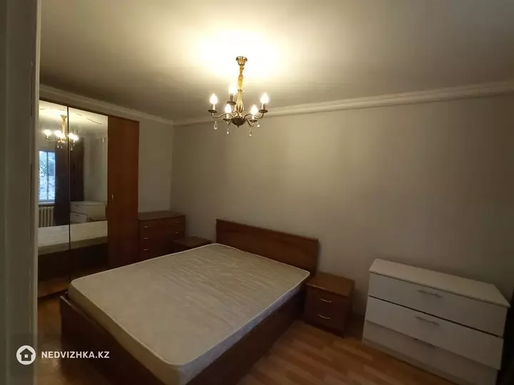 3-комнатная квартира, этаж 1 из 5, 57 м², 4-фотосурет