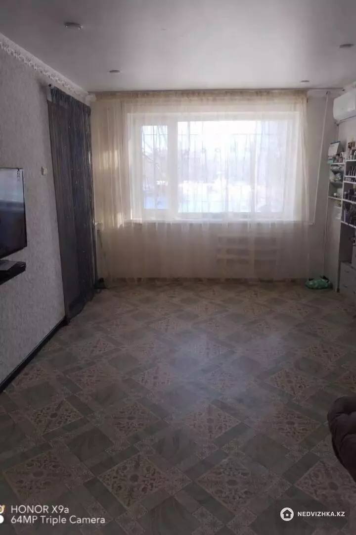 2-комнатная квартира, этаж 1 из 5, 43 м², фотография 5