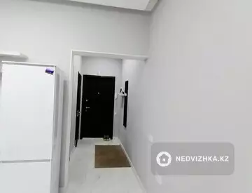 1-комнатная квартира, этаж 15 из 15, 55 м², Посуточно, миниатюра 9