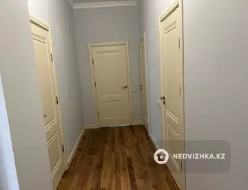2-комнатная квартира, этаж 6 из 8, 72 м², На длительный срок, миниатюра 10