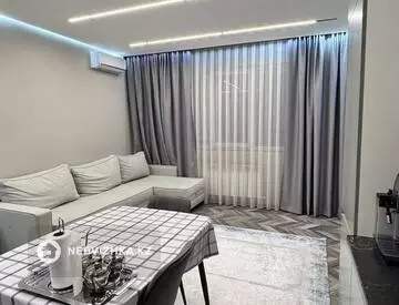 2-комнатная квартира, этаж 12 из 17, 80 м², миниатюра 3