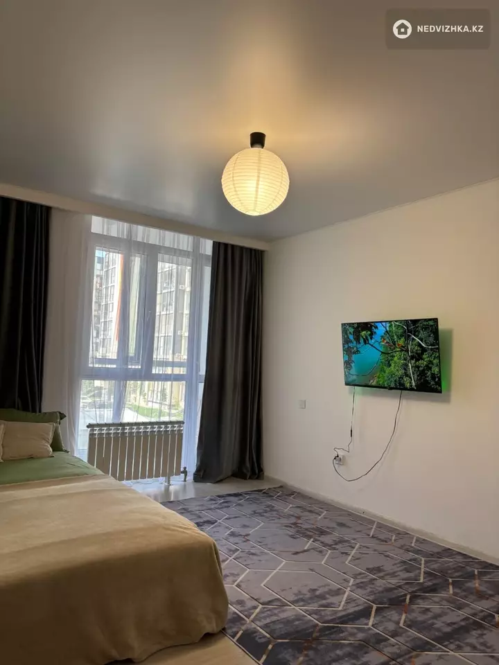 1-комнатная квартира, этаж 2 из 9, 47 м², Посуточно, фотография 4