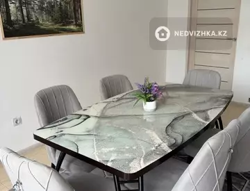 1-комнатная квартира, этаж 2 из 9, 47 м², Посуточно, миниатюра 9