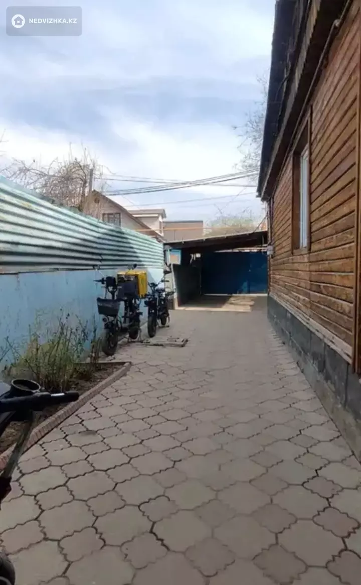 8-комнатная часть дома, 4.3 соток, 150 м², фотография 3