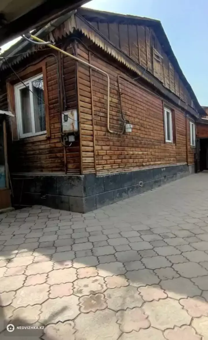 8-комнатная часть дома, 4.3 соток, 150 м², фотография 4