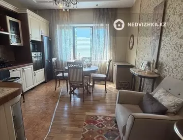 3-комнатная квартира, этаж 2 из 4, 97 м²