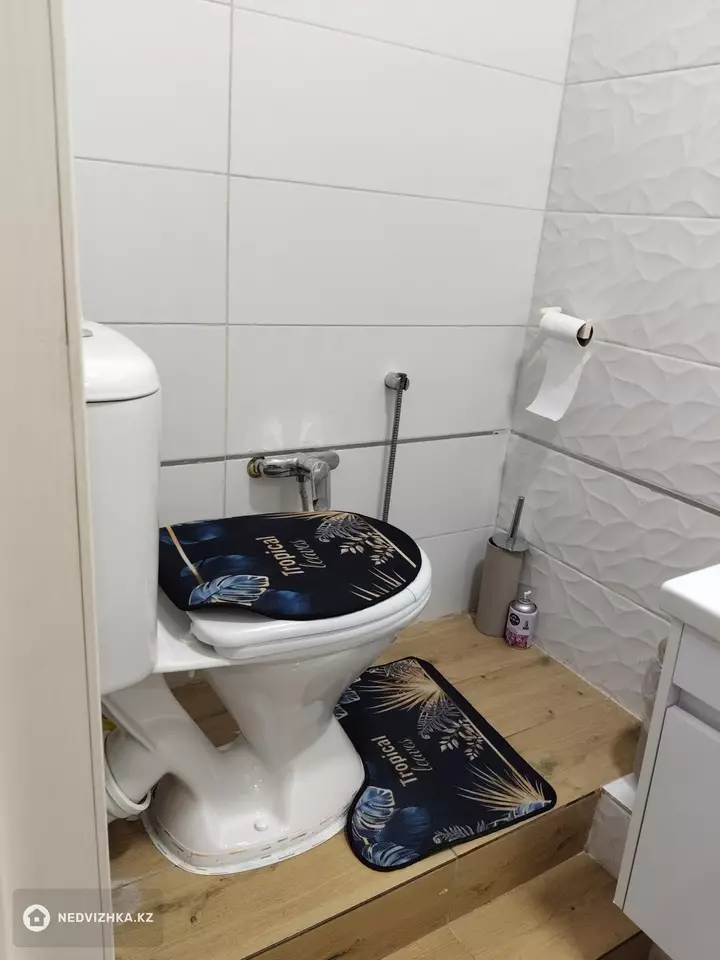 3-комнатная квартира, этаж 1 из 3, 60 м², фотография 2