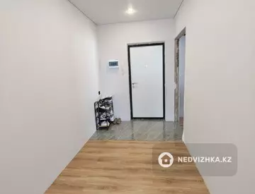 3-комнатная квартира, этаж 9 из 9, 93 м², миниатюра 9