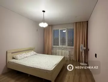 3-комнатная квартира, этаж 9 из 9, 93 м², миниатюра 8