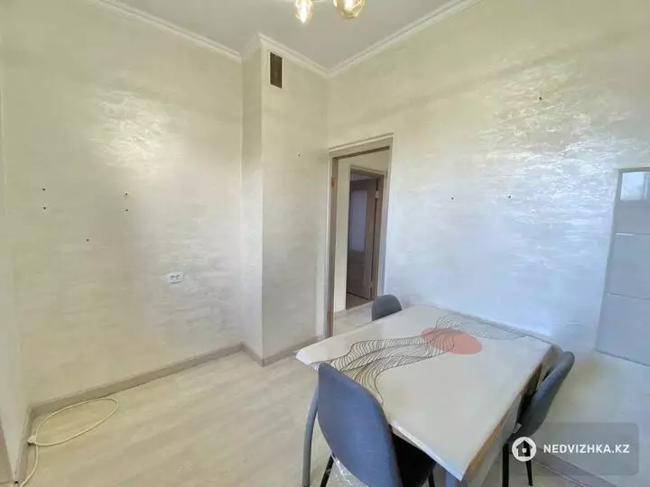 3-комнатная квартира, этаж 6 из 9, 72 м², фотография 3