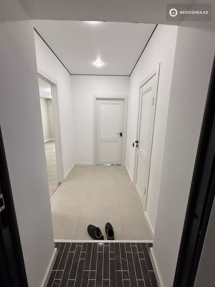 2-комнатная квартира, этаж 11 из 12, 71 м², фотография 4