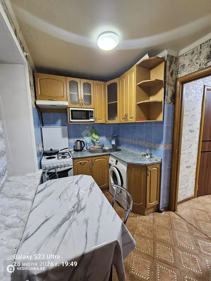 2-комнатная квартира, этаж 1 из 9, 52 м², Посуточно, фотография 4