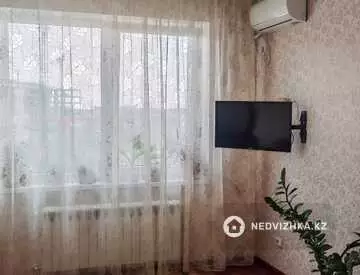 1-комнатная квартира, этаж 2 из 7, 44 м², миниатюра 1