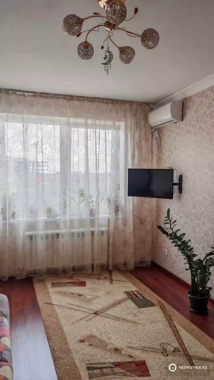 1-комнатная квартира, этаж 2 из 7, 44 м²
