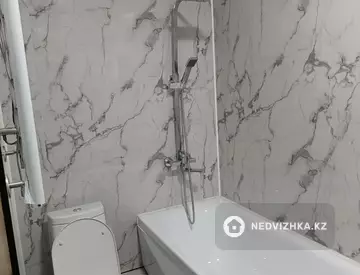 2-комнатная квартира, этаж 5 из 5, 63 м², миниатюра 3