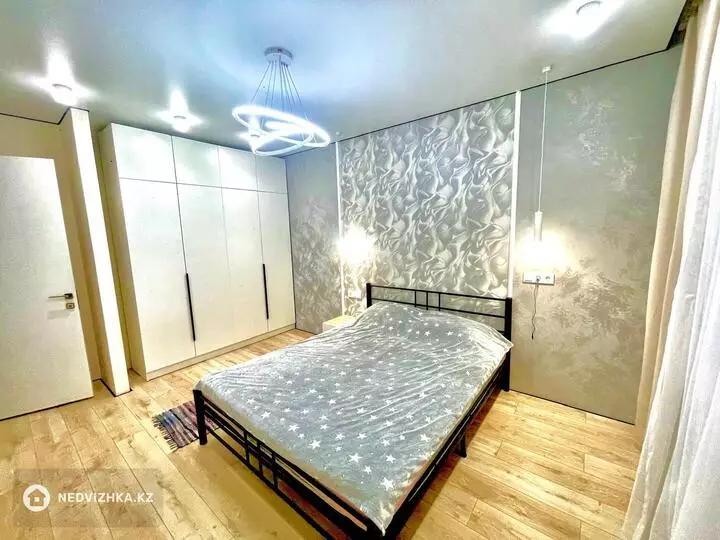 3-комнатная квартира, этаж 10 из 10, 70 м², На длительный срок, 4-фотосурет