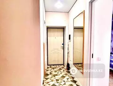 3-комнатная квартира, этаж 10 из 10, 70 м², На длительный срок, миниатюра 12