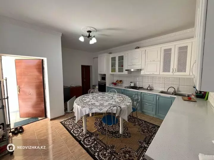 5-комнатный дом, 10 соток, 180 м², фотография 4