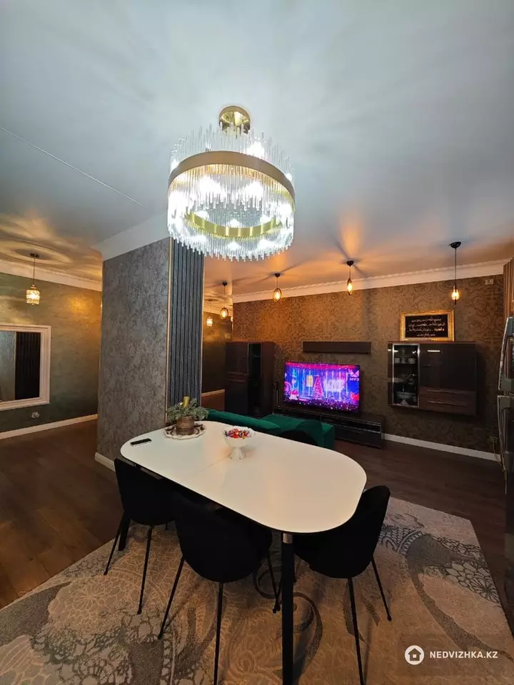 3-комнатная квартира, этаж 2 из 9, 90 м²