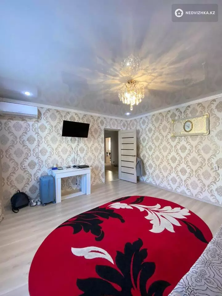 3-комнатная квартира, этаж 5 из 5, 64 м², фотография 3