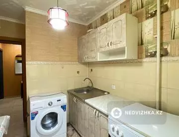1-комнатная квартира, этаж 2 из 5, 31 м², миниатюра 1