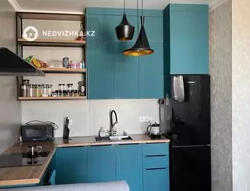 2-комнатная квартира, этаж 9 из 10, 46 м², миниатюра 4