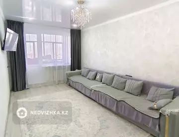 2-комнатная квартира, этаж 16 из 16, 52 м², миниатюра 1