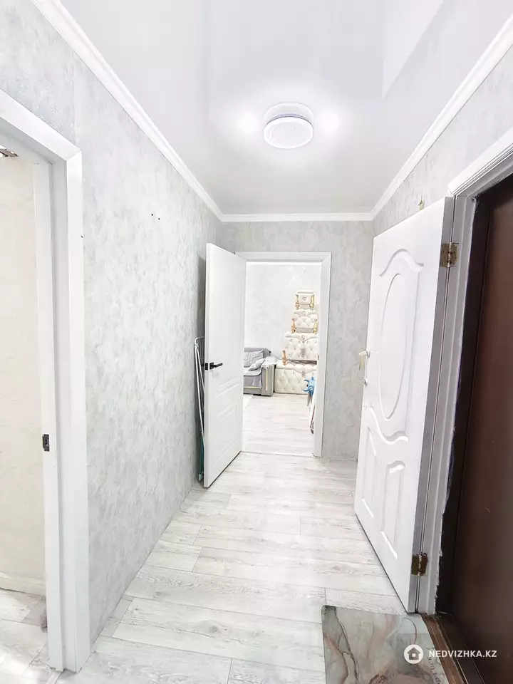 2-комнатная квартира, этаж 16 из 16, 52 м², фотография 5