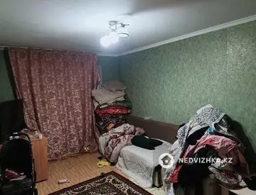 1-комнатная квартира, этаж 3 из 5, 32 м²