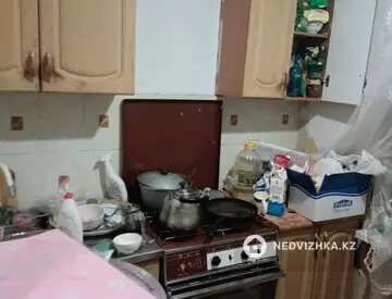 1-комнатная квартира, этаж 3 из 5, 32 м²