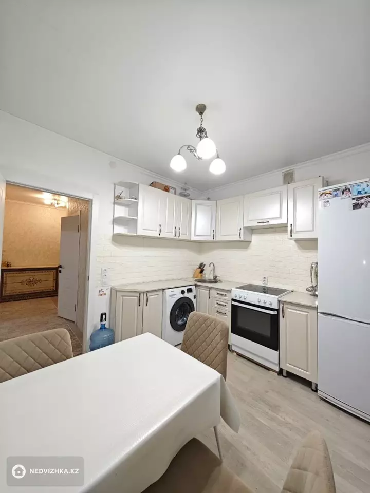 2-комнатная квартира, этаж 10 из 10, 50 м²